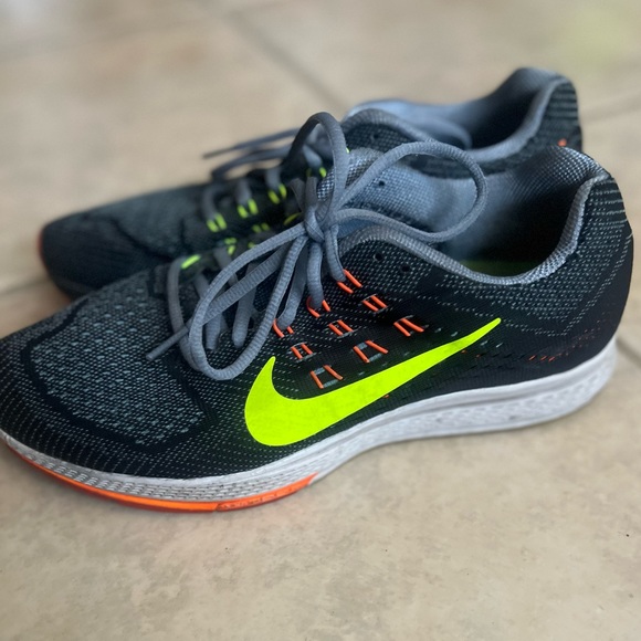 Nike Mens Air Zoom Structure 18 Running Shoes Sneakers Model:683731-001 Size 9 - Picture 3 of 3